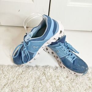 On Cloud Helion Cloudtec Sock Fit Running Walking Athletic Lace Sneakers